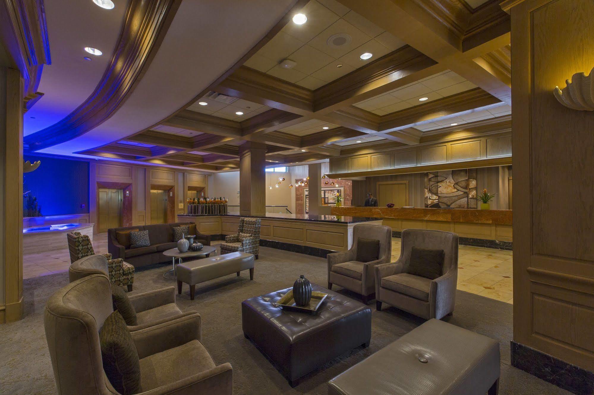 The San Luis & Conference Center 4*