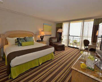 The San Luis & Conference Center 4*